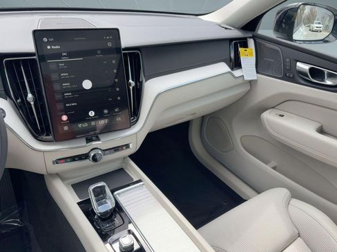 New 2026 Volvo XC60 T8 Ultra w/ Protection Package Premier image 23