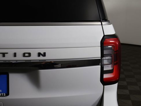 Used 2024 Ford Expedition Limited RWD image 20
