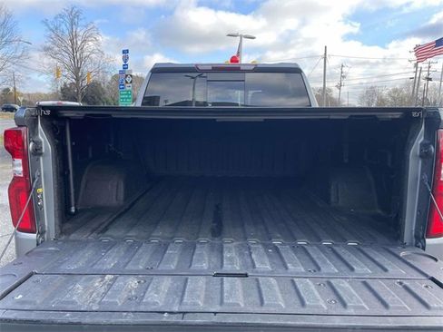 Used 2021 Chevrolet Silverado 1500 LTZ w/ LTZ Premium Package image 8