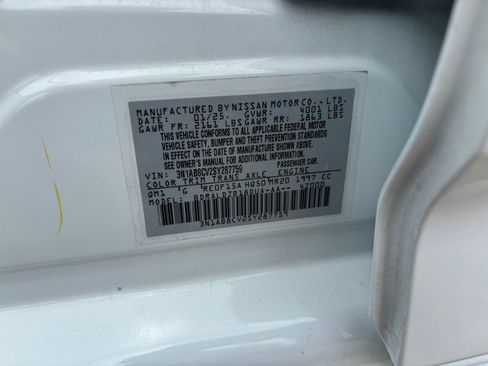 Used 2025 Nissan Sentra SV FWD image 27