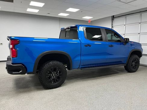 Used 2022 Chevrolet Silverado 1500 ZR2 w/ Technology Package AWD/4WD image 10