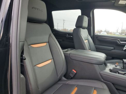 Certified 2023 GMC Sierra 1500 AT4 w/ AT4 Premium Package image 32