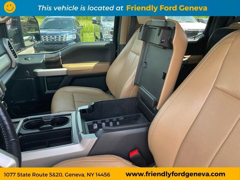 Used 2022 Ford F250 Lariat w/ Lariat Value Package AWD/4WD image 32
