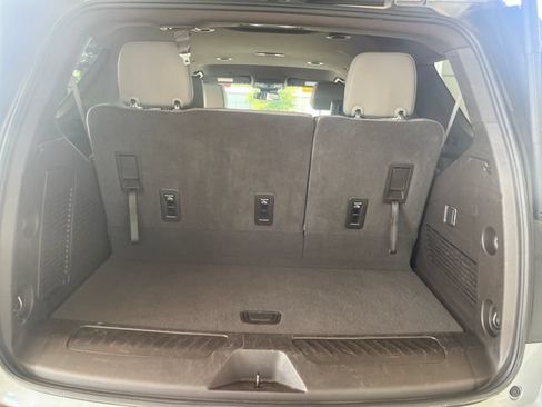 Used 2024 Chevrolet Tahoe LT AWD/4WD image 13