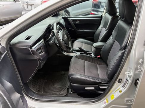 Used 2014 Toyota Corolla S image 9