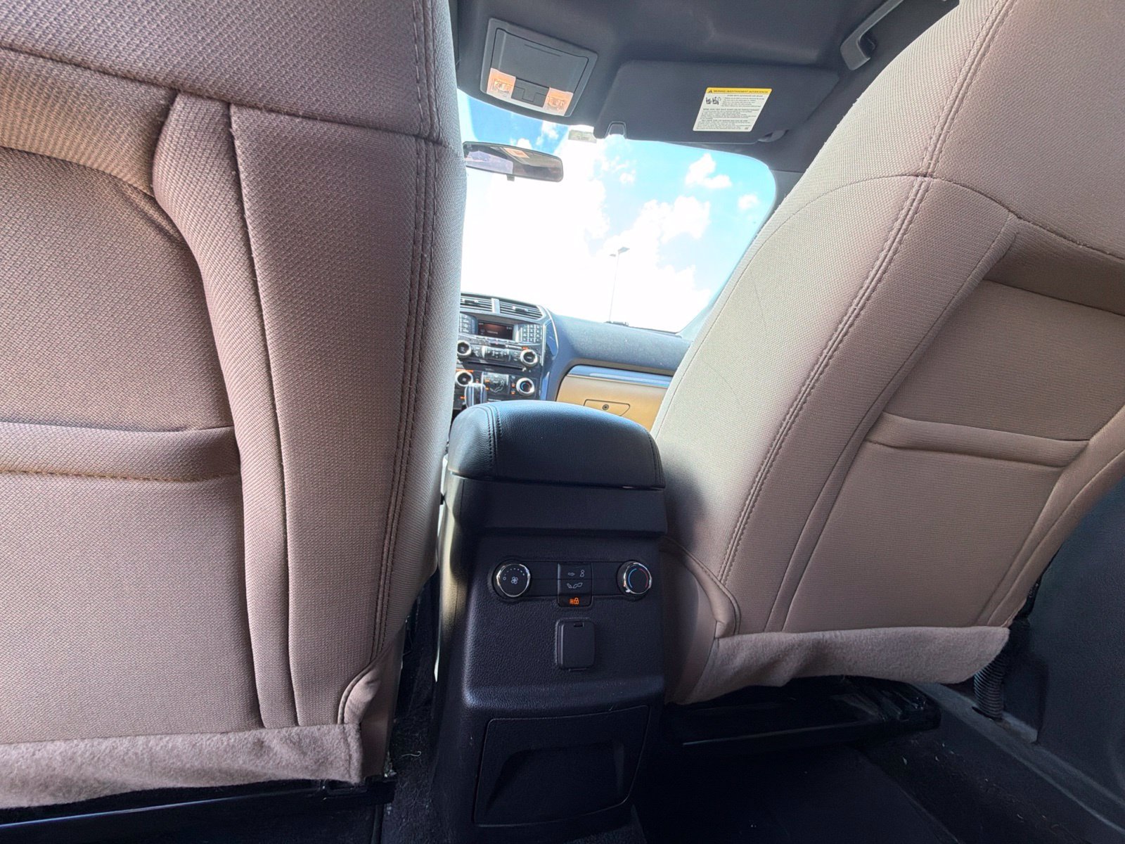 Used 2017 Ford Explorer FWD image 8