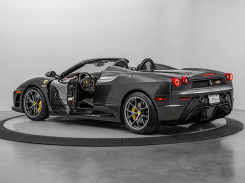 Used 2009 Ferrari F430 Scuderia RWD image 2