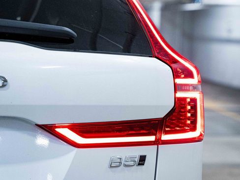 New 2026 Volvo XC60 B5 Plus w/ Climate Package image 6