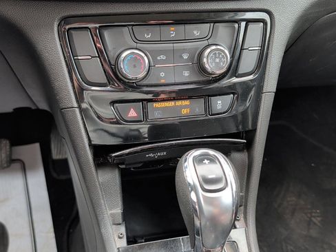 Used 2019 Buick Encore Preferred FWD image 17