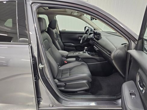 Used 2024 Honda HR-V EX-L image 19