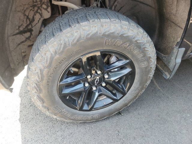 Used 2024 Chevrolet Silverado 1500 Custom Trail Boss w/ LPO, Dark Essentials Package AWD/4WD image 13