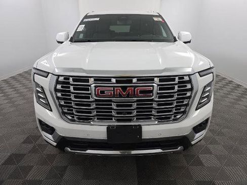 Used 2025 GMC Yukon Denali image 16