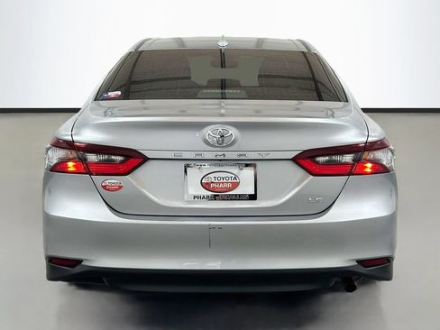 Used 2024 Toyota Camry LE w/ Convenience Package FWD image 5