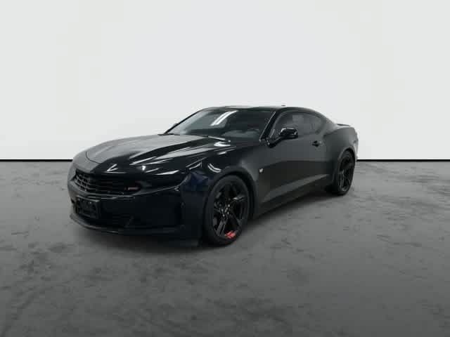 Used 2020 Chevrolet Camaro LT w/ RS Package RWD image 7