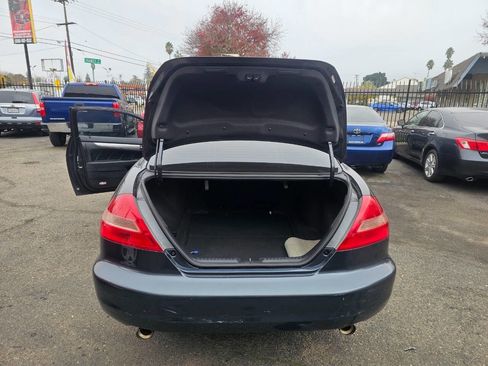 Used 2004 Honda Accord EX image 11