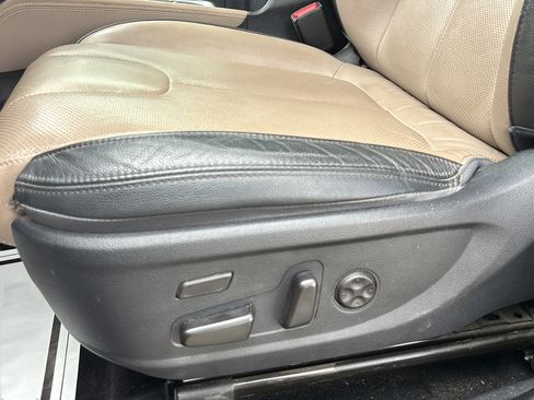 Used 2020 Hyundai Santa Fe Limited FWD image 23