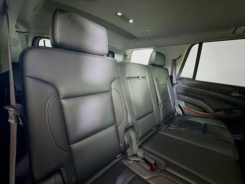 Used 2017 GMC Yukon SLT AWD/4WD image 25