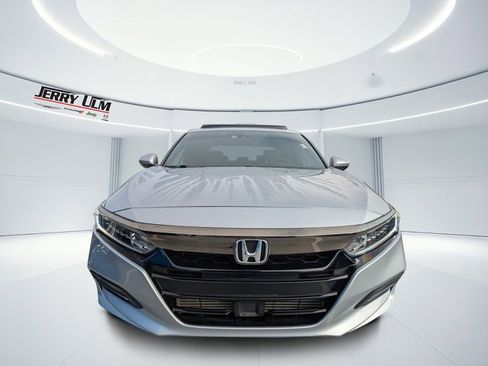 Used 2018 Honda Accord Sport image 7
