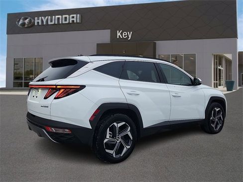 Certified 2024 Hyundai Tucson Limited image 3