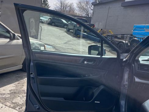 Used 2015 Subaru Outback 3.6R Limited w/ Popular Package #4 image 10