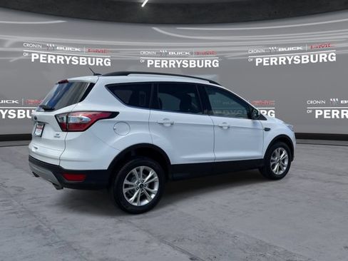 Used 2018 Ford Escape SE FWD image 8