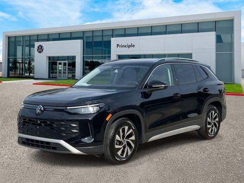 New 2026 Volkswagen Tiguan S FWD image 1