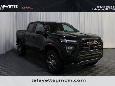 Used 2025 GMC Canyon AT4 image 1