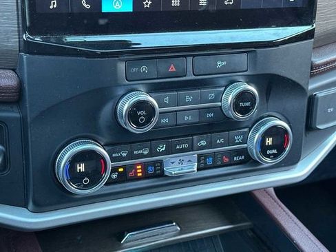 Certified 2024 Ford Expedition Max Limited image 19