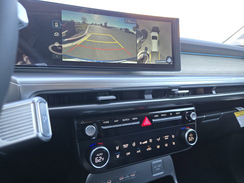 New 2026 Hyundai Ioniq 9 Limited image 19