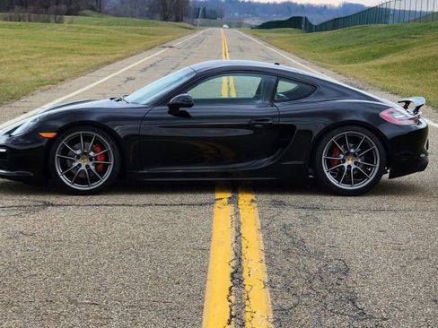 Used 2015 Porsche Cayman GTS image 32