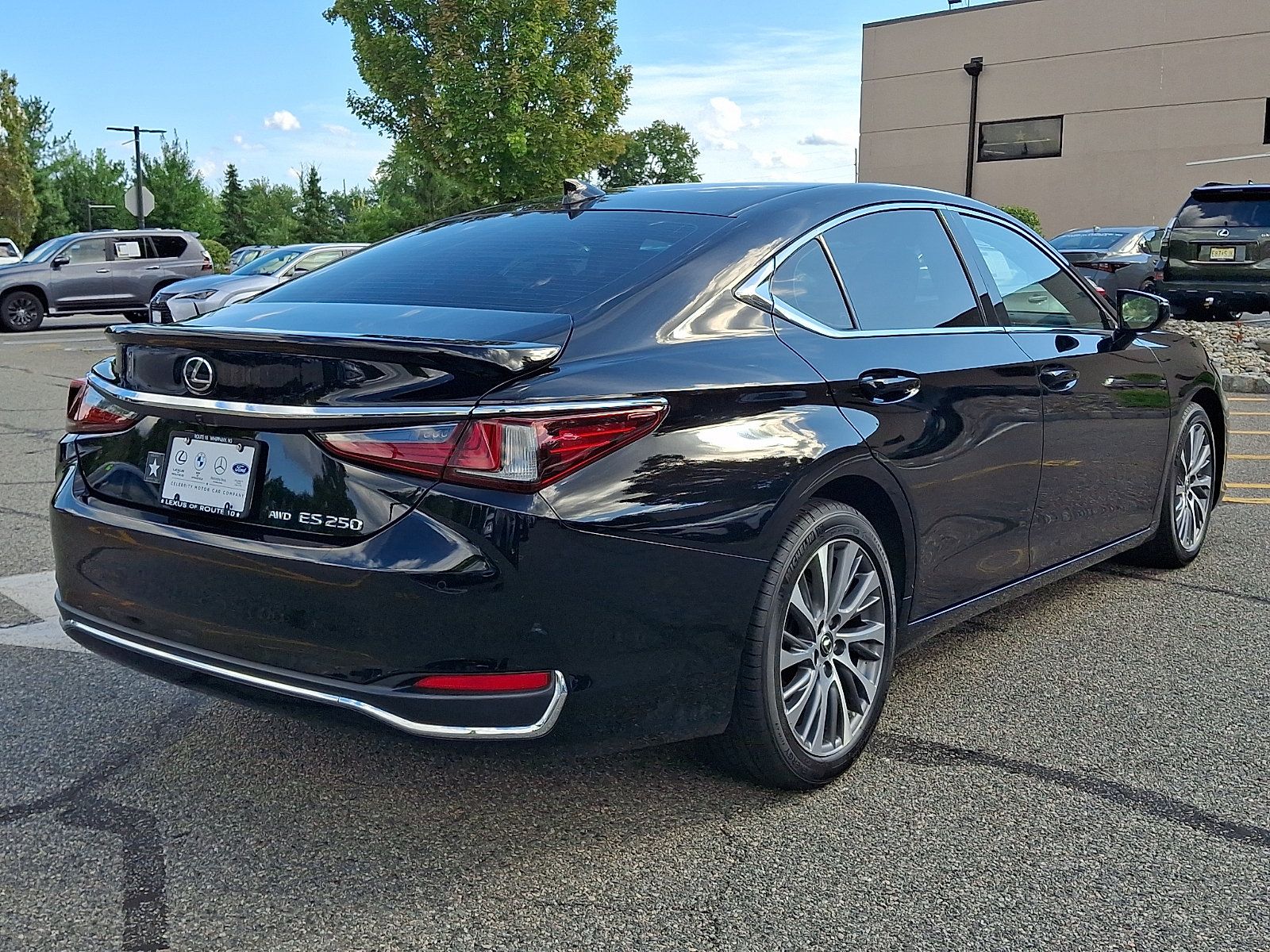Certified 2021 Lexus ES 250 w/ Premium Package AWD/4WD image 8