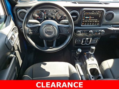 Used 2022 Jeep Wrangler Unlimited Sport AWD/4WD image 11