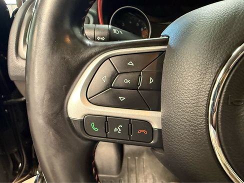 Used 2020 Jeep Compass Trailhawk AWD/4WD image 18