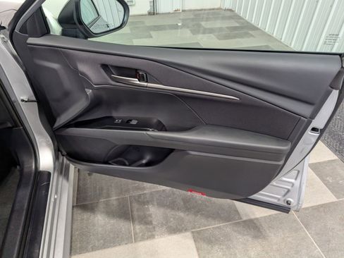 Used 2025 Toyota Camry LE image 26