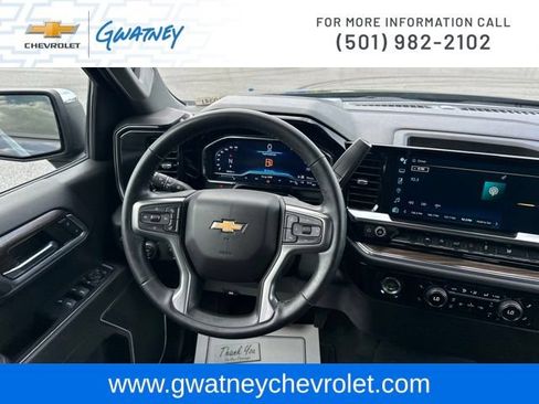 Used 2023 Chevrolet Silverado 1500 LT AWD/4WD image 25