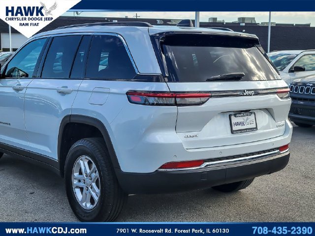 Certified 2025 Jeep Grand Cherokee Laredo AWD/4WD image 6