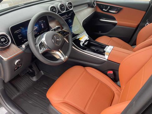New 2026 Mercedes-Benz GLC 300 image 17
