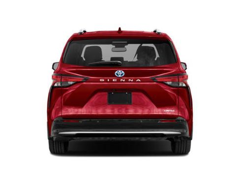Used 2024 Toyota Sienna Limited FWD image 5