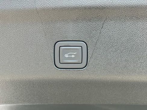 New 2026 Chevrolet Tahoe Premier image 7