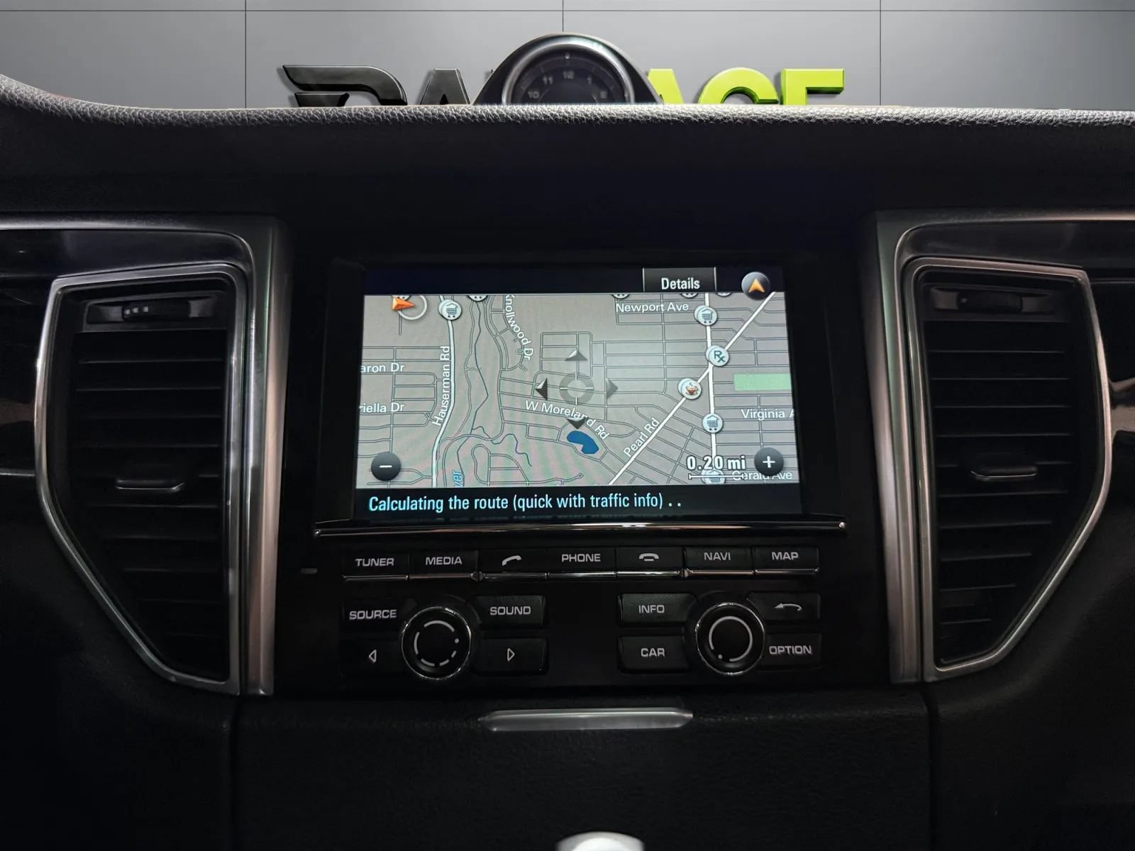 Used 2016 Porsche Macan S AWD/4WD image 29