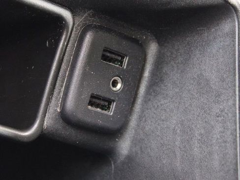 Used 2018 Chevrolet Silverado 1500 LT w/ All Star Edition image 40