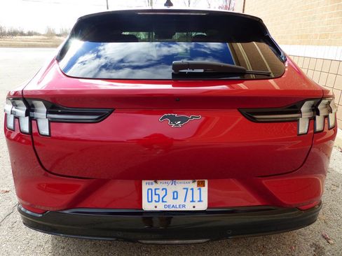 Used 2024 Ford Mustang Mach-E Premium image 9