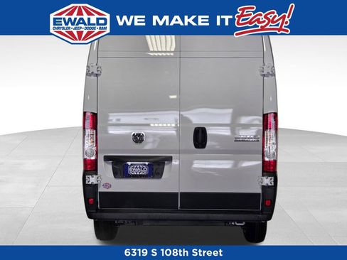New 2026 RAM ProMaster 2500 w/ Convenience Group FWD image 19