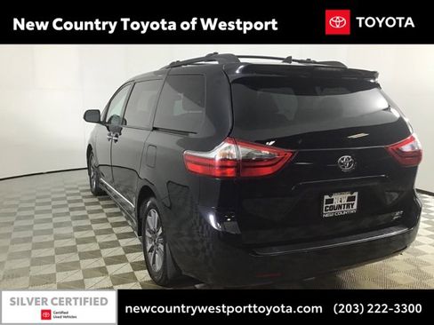 Certified 2020 Toyota Sienna XLE Premium image 5