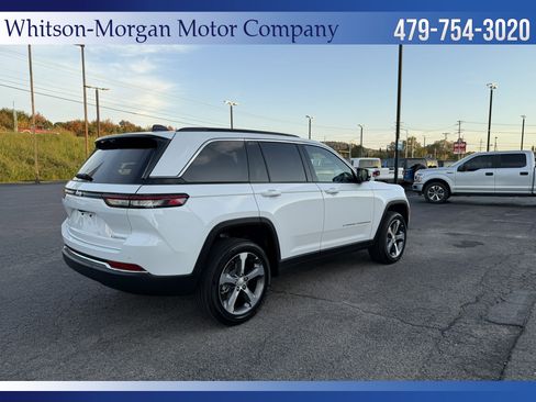 New 2025 Jeep Grand Cherokee Limited image 6