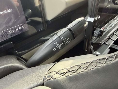 New 2026 GMC Hummer EV SUV image 15