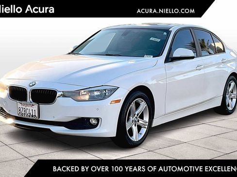 Used 2015 BMW 320i Sedan image 1