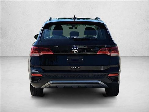Used 2024 Volkswagen Taos S w/ MDO Package FWD image 7