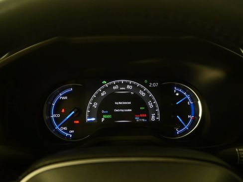 Used 2023 Toyota RAV4 XSE AWD/4WD image 20