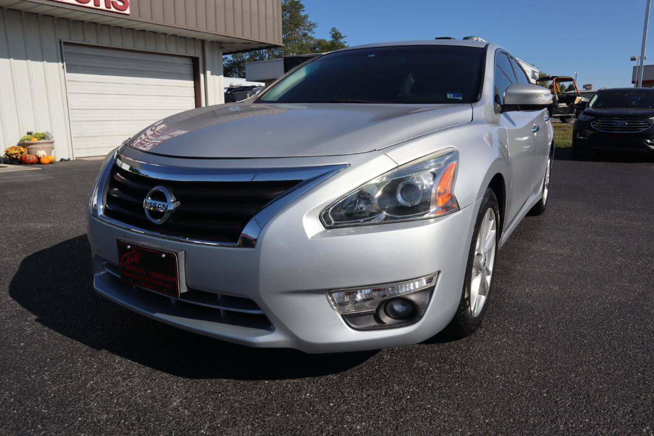 Used 2015 Nissan Altima 2.5 SL w/ Moonroof Package FWD image 22
